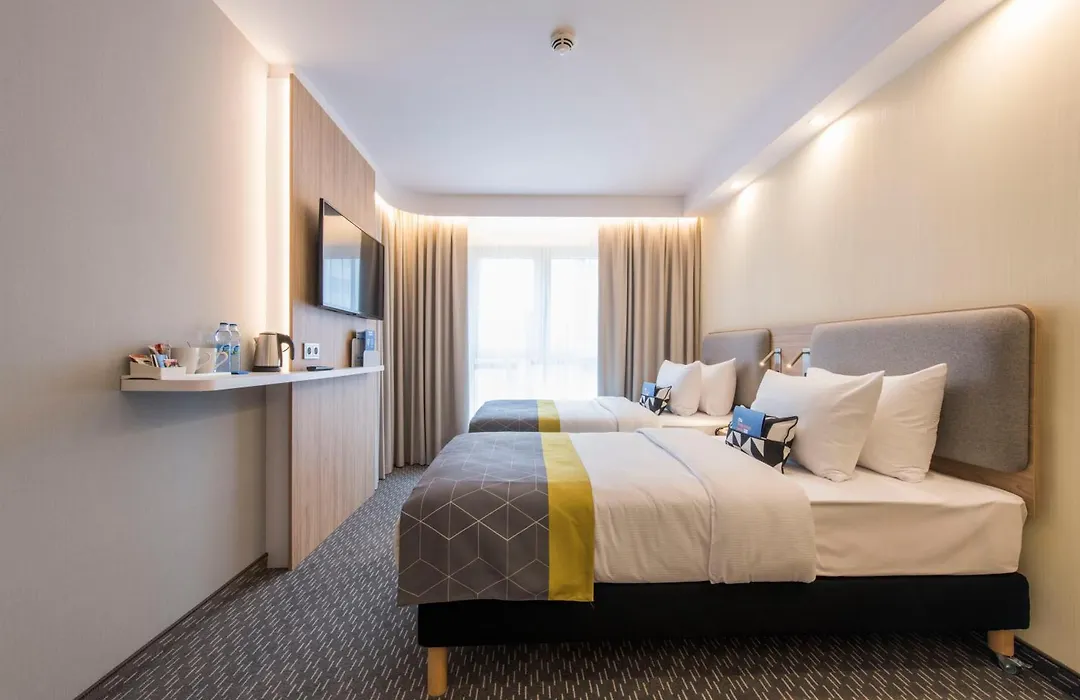 Holiday Inn Express Warsaw - Mokotow By Ihg-1